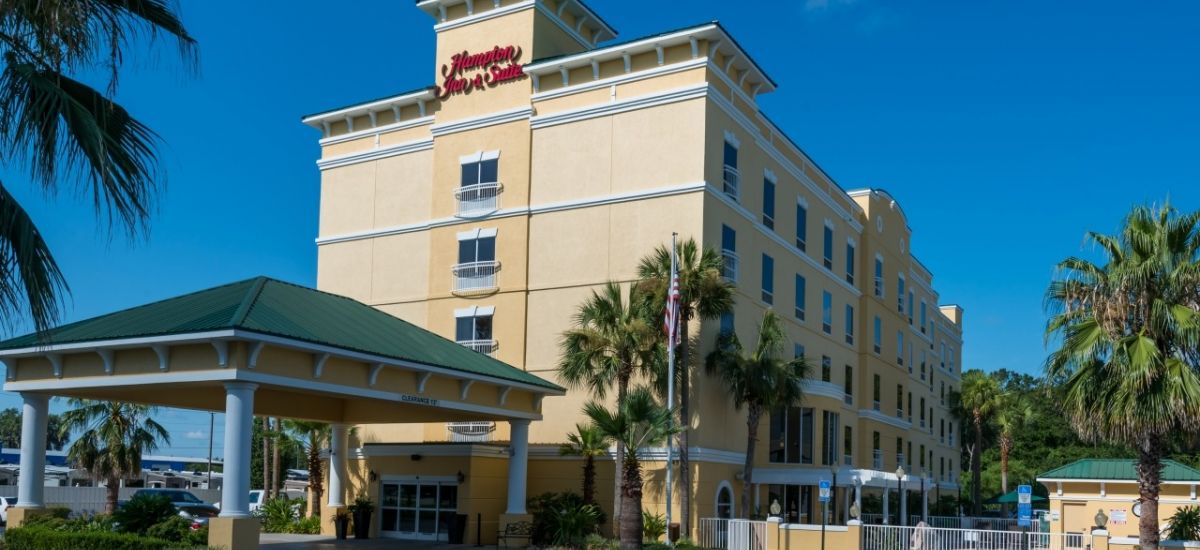 Hampton Inn & Suites