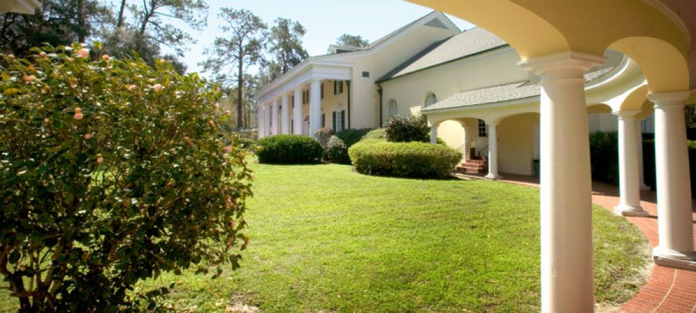 exterior of Stephen Foster Folk Culture Center State Park
