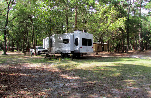 Ichetucknee Family Canoe & Cabins Campground