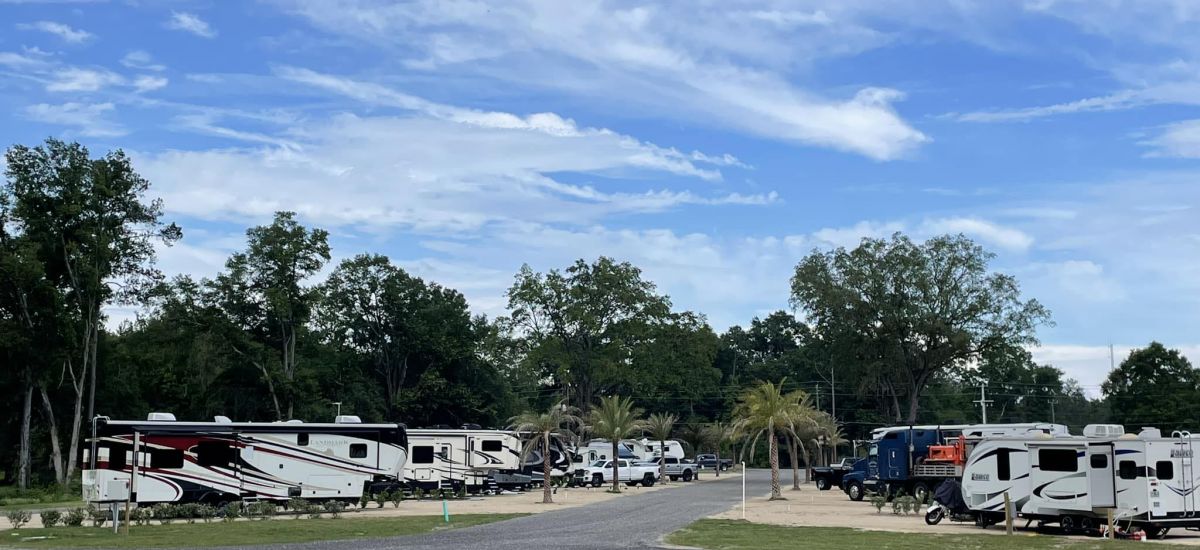 1075 rv resort