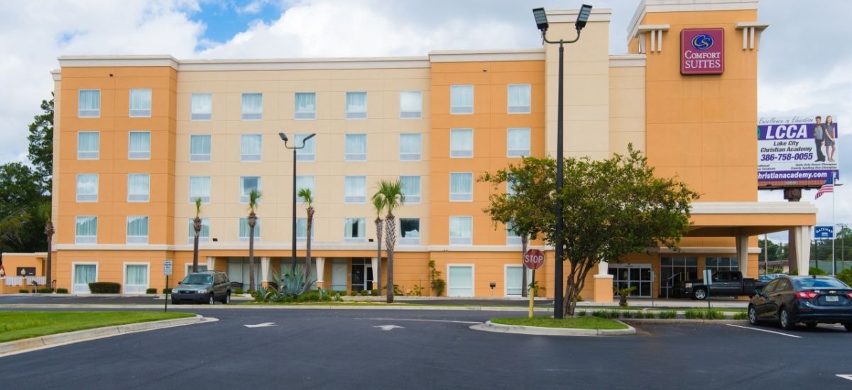 Comfort Suites