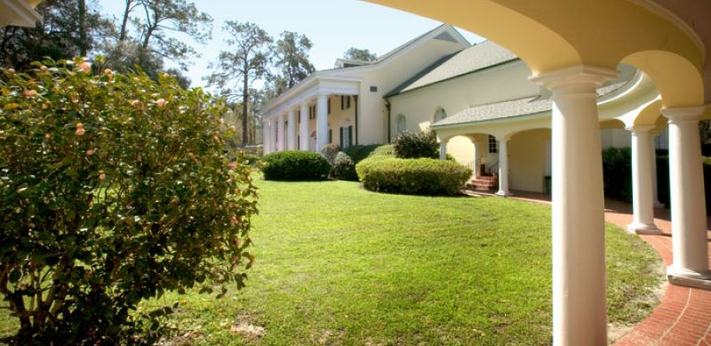 exterior of Stephen Foster Folk Culture Center State Park
